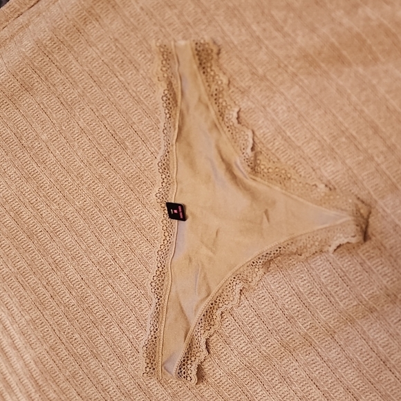 La SENZA Other - NWT/can be worn la senza medium thong panty